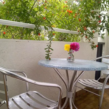 Thalassa Apartment *